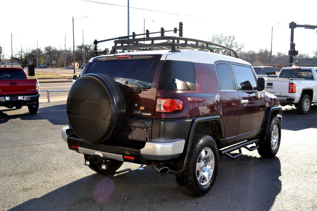 used 2007 Toyota FJ Cruiser car, priced at $13,991