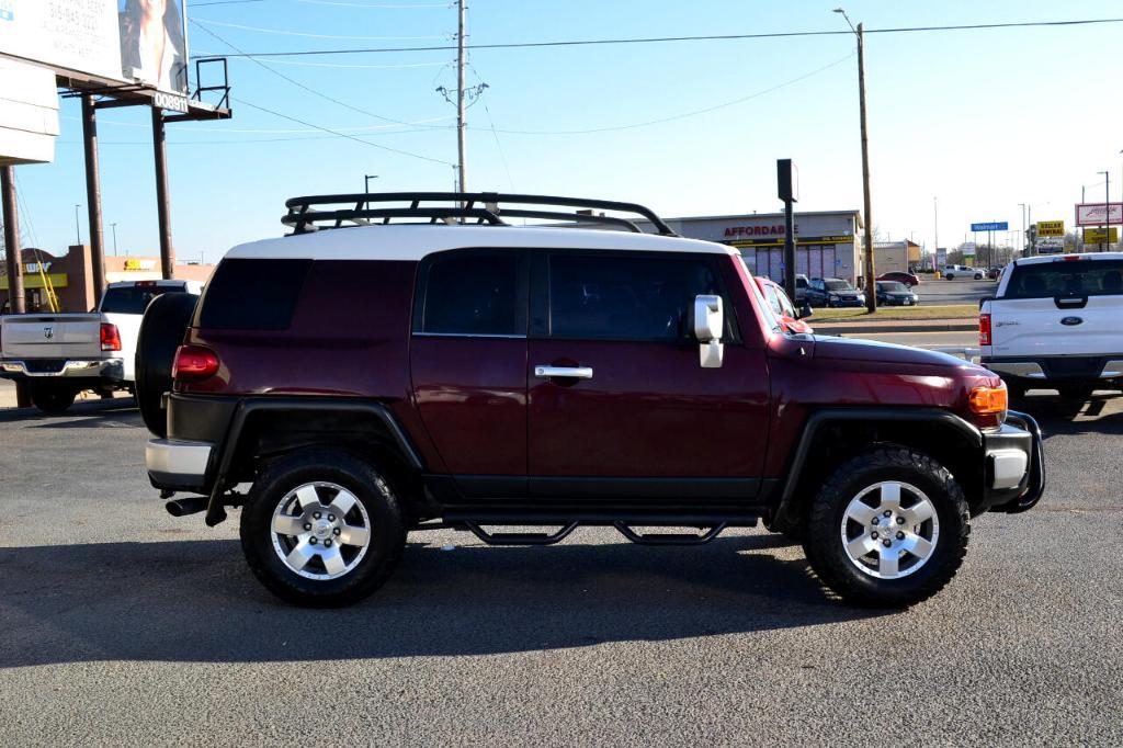 used 2007 Toyota FJ Cruiser car, priced at $13,991