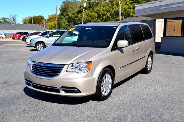 used 2013 Chrysler Town & Country car, priced at $11,991