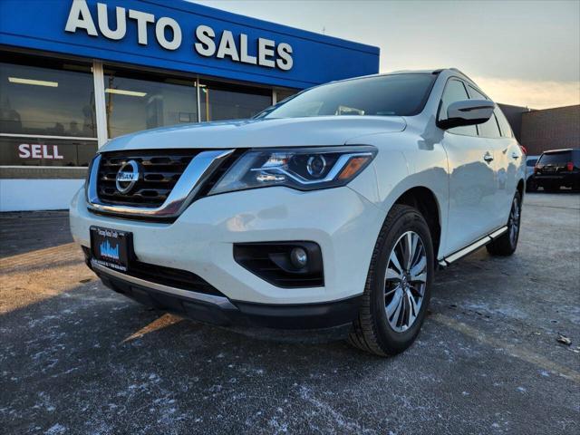 used 2020 Nissan Pathfinder car, priced at $15,950