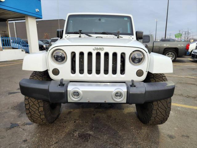 used 2015 Jeep Wrangler Unlimited car, priced at $15,950