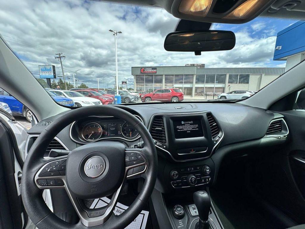 used 2020 Jeep Cherokee car, priced at $12,950