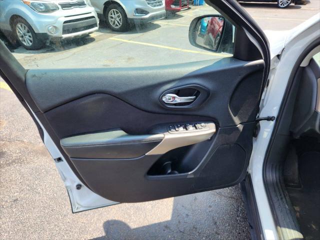 used 2018 Jeep Cherokee car, priced at $9,950