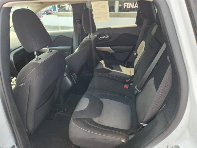 used 2018 Jeep Cherokee car, priced at $9,950