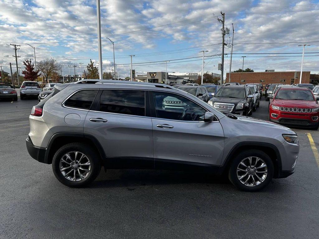 used 2021 Jeep Cherokee car, priced at $10,950