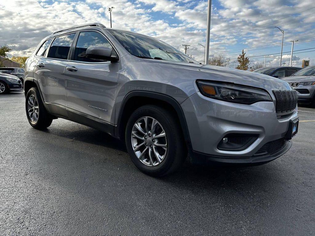 used 2021 Jeep Cherokee car, priced at $10,950