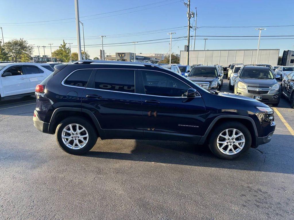used 2016 Jeep Cherokee car, priced at $10,950