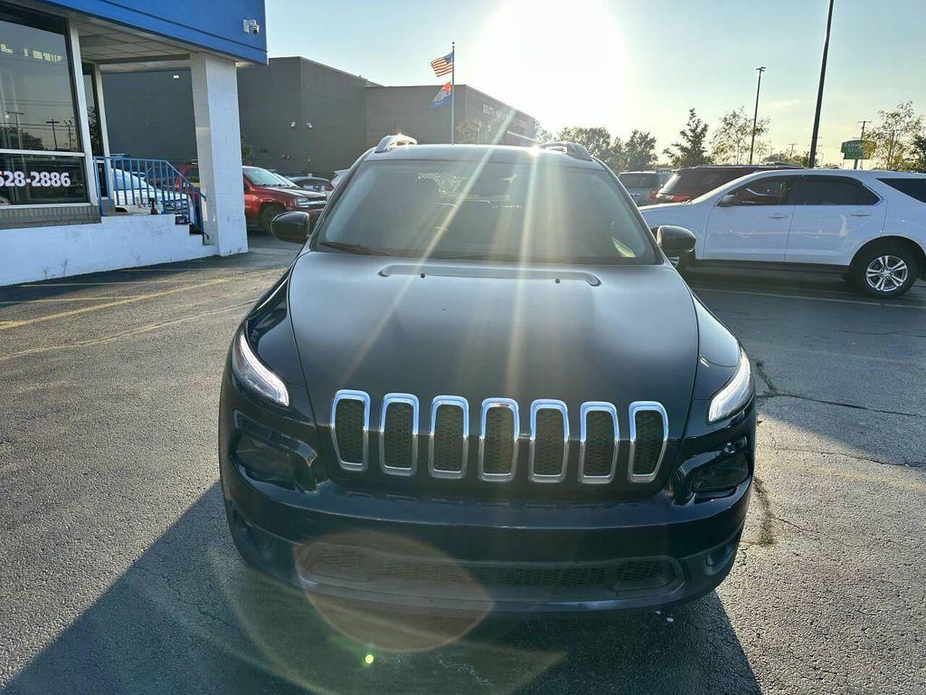 used 2016 Jeep Cherokee car, priced at $10,950