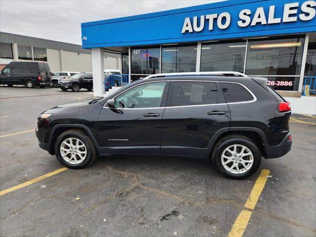 used 2015 Jeep Cherokee car, priced at $12,995