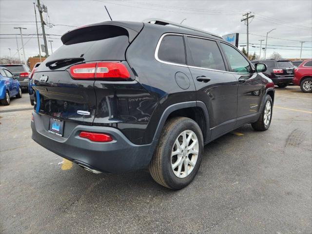 used 2015 Jeep Cherokee car, priced at $12,995