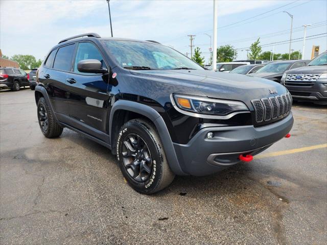 used 2019 Jeep Cherokee car, priced at $17,950