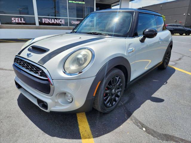 used 2015 MINI Hardtop car, priced at $7,950