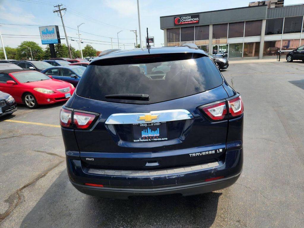 used 2015 Chevrolet Traverse car, priced at $3,950
