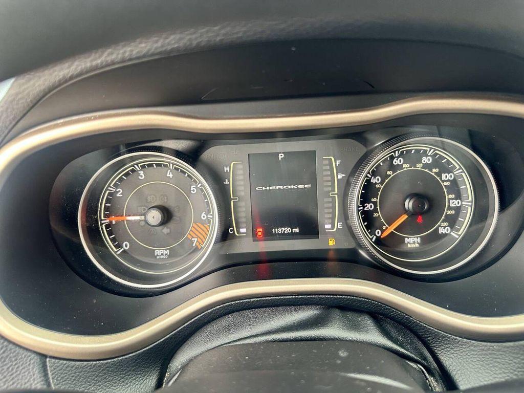 used 2015 Jeep Cherokee car, priced at $5,950