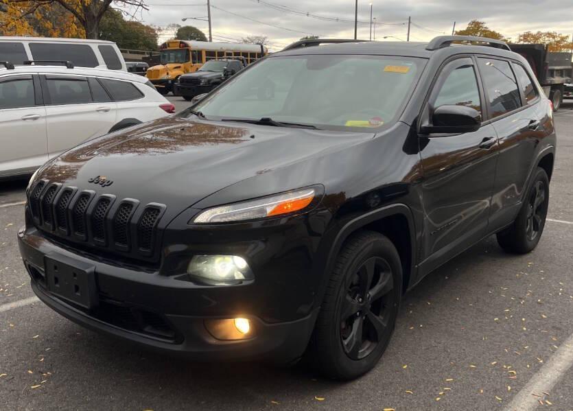 used 2018 Jeep Cherokee car, priced at $11,450