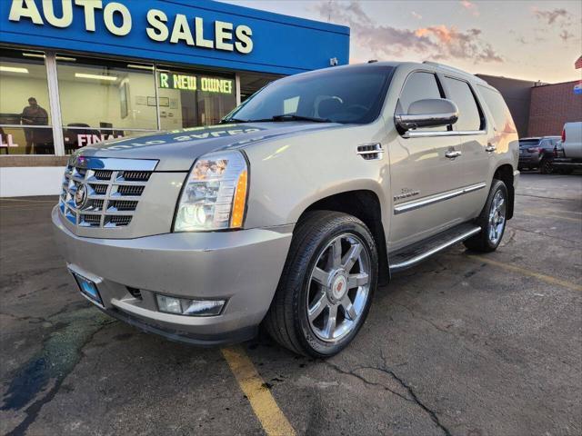 used 2007 Cadillac Escalade car, priced at $8,950