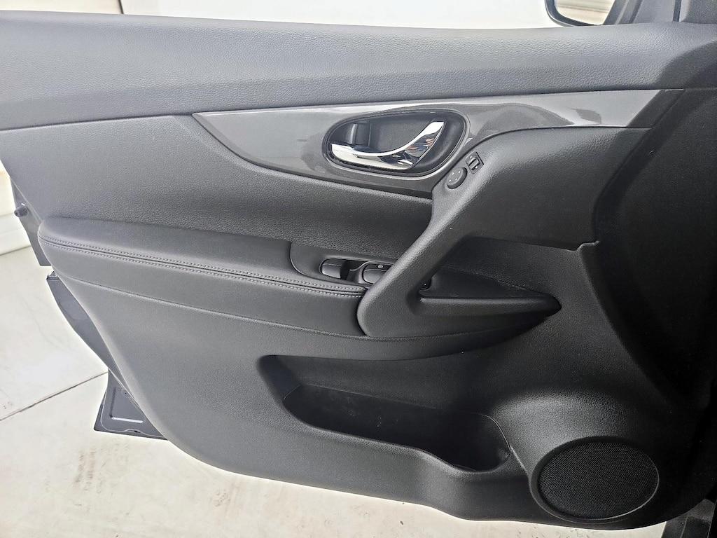 used 2020 Nissan Rogue car, priced at $20,998