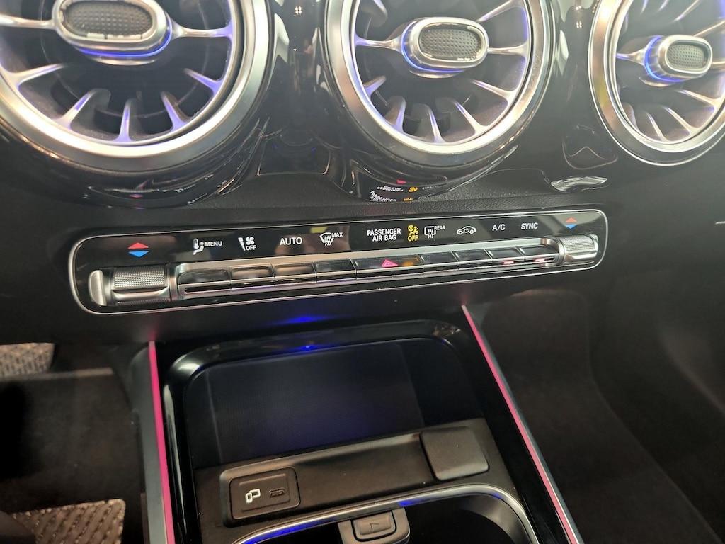 used 2021 Mercedes-Benz GLB 250 car, priced at $29,998