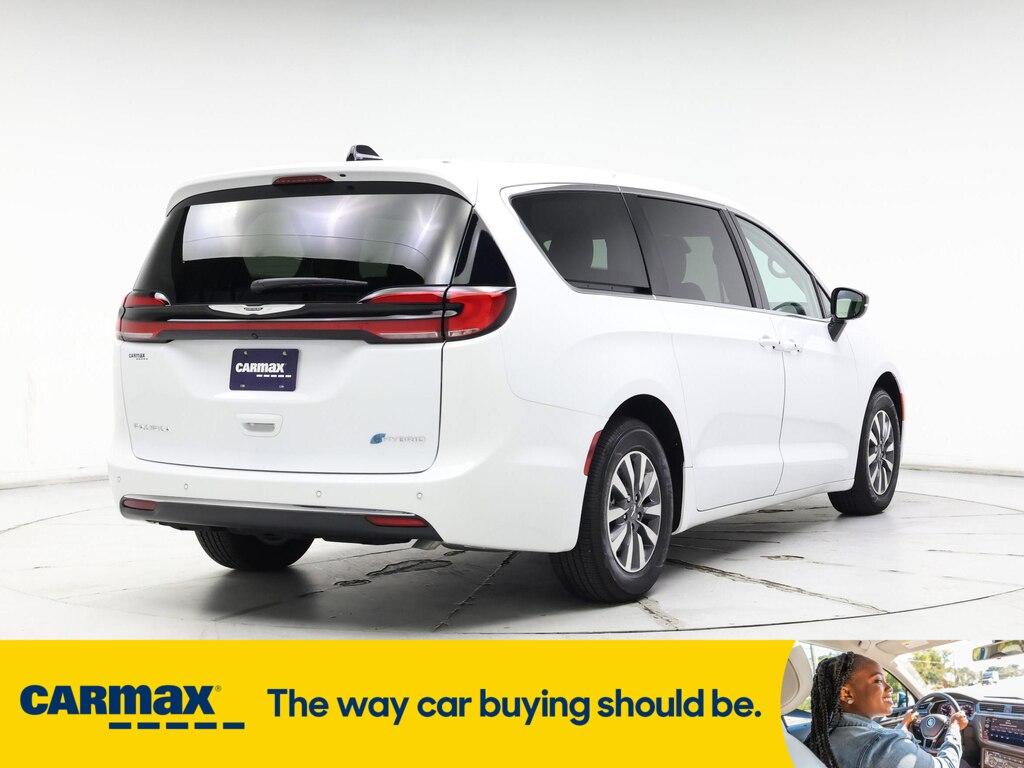 used 2024 Chrysler Pacifica Hybrid car, priced at $38,998