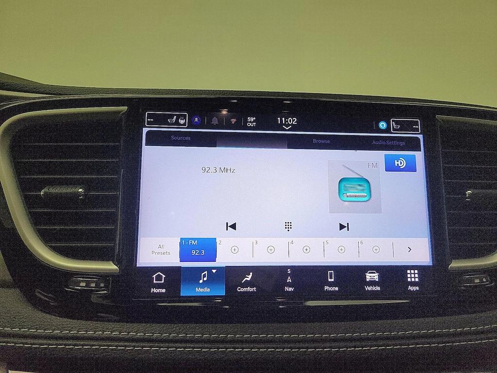 used 2024 Chrysler Pacifica Hybrid car, priced at $39,998