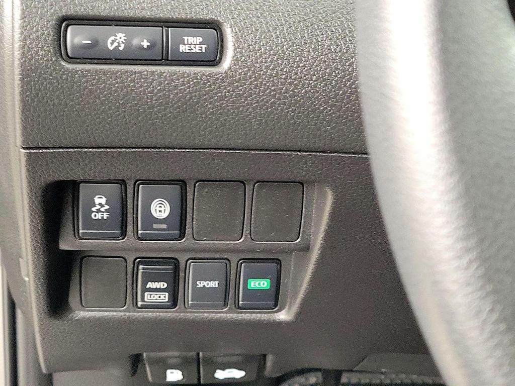 used 2020 Nissan Rogue Sport car, priced at $18,998