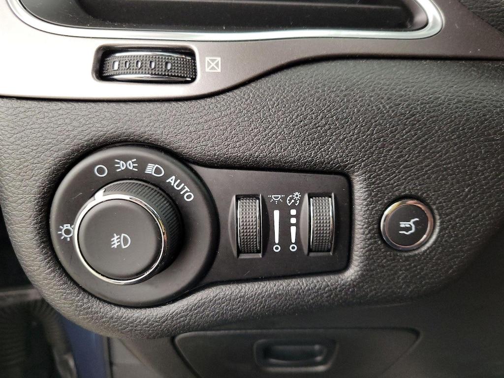 used 2021 Jeep Cherokee car, priced at $17,998