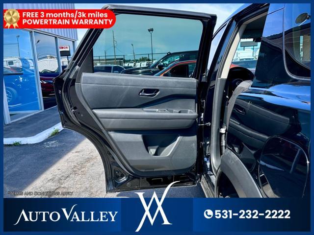 used 2024 Nissan Pathfinder car, priced at $27,950