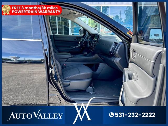 used 2024 Nissan Pathfinder car, priced at $27,950