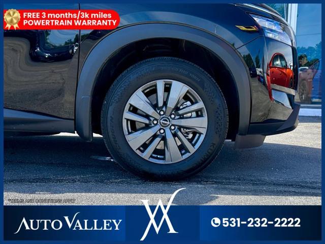used 2024 Nissan Pathfinder car, priced at $27,950