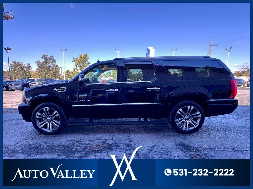 used 2011 Cadillac Escalade ESV car, priced at $9,995