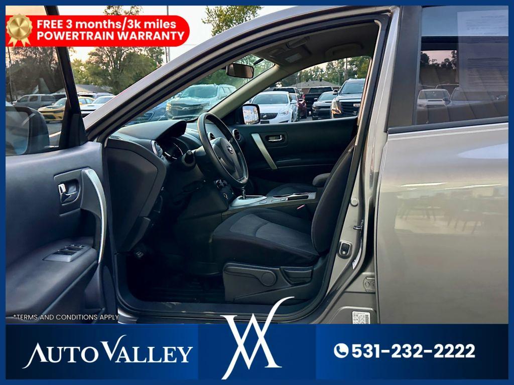 used 2015 Nissan Rogue Select car, priced at $9,995