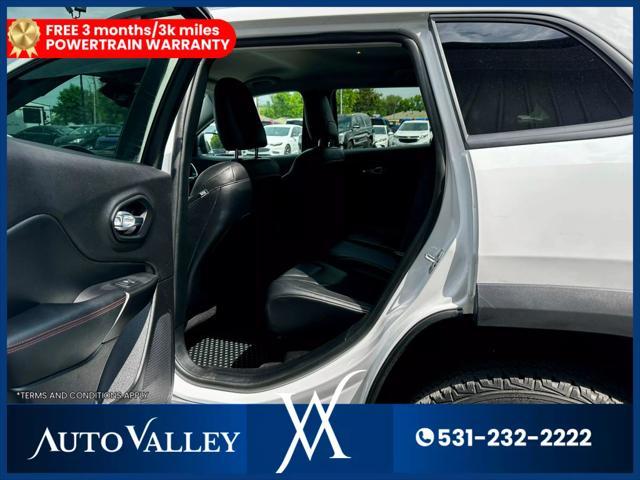 used 2021 Jeep Cherokee car, priced at $16,950