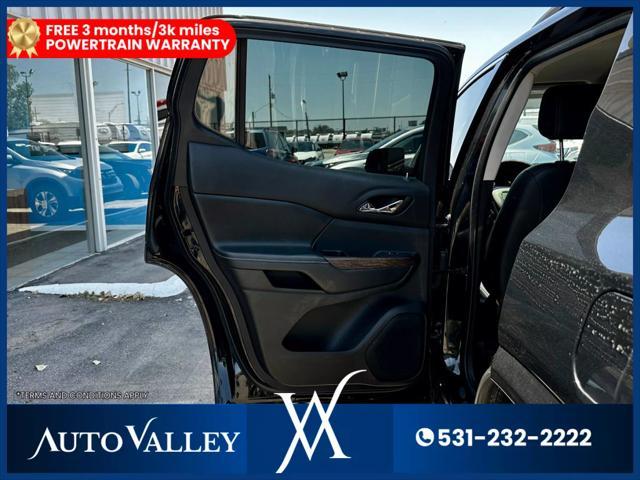 used 2020 GMC Acadia car, priced at $26,950
