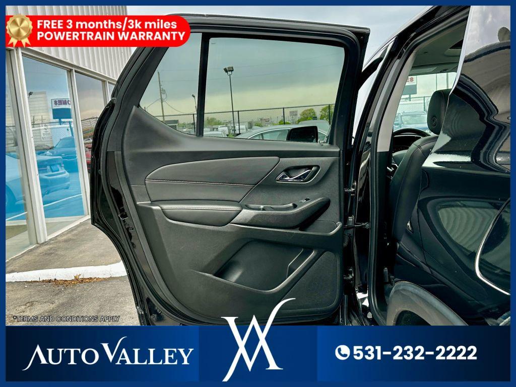 used 2021 Chevrolet Traverse car, priced at $21,450
