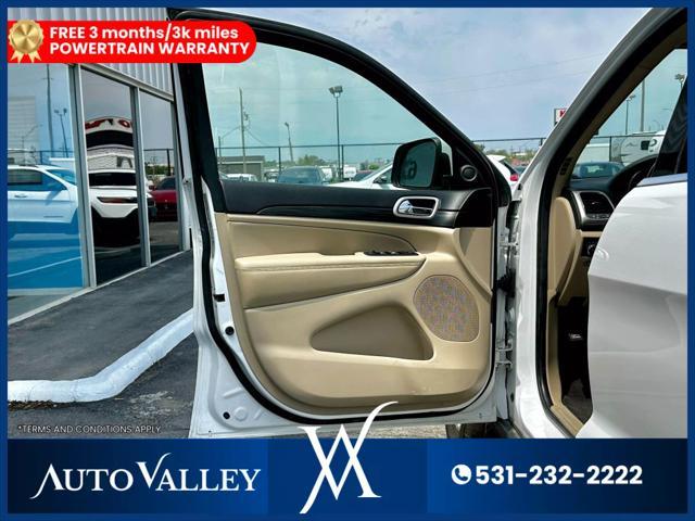 used 2022 Jeep Grand Cherokee car, priced at $19,995