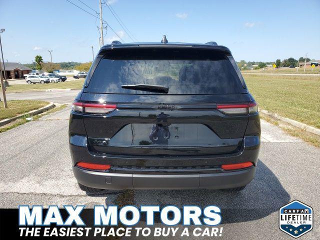 used 2024 Jeep Grand Cherokee car, priced at $34,670