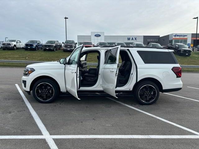 new 2024 Ford Expedition car, priced at $76,966