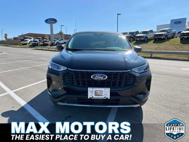 new 2024 Ford Escape car, priced at $25,984