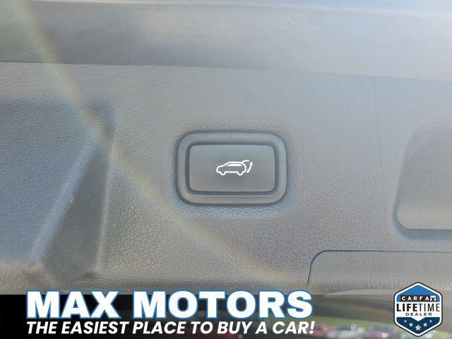 used 2023 Hyundai Santa Fe car, priced at $23,981