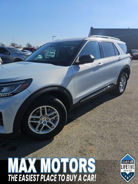 new 2025 Ford Explorer car, priced at $39,925