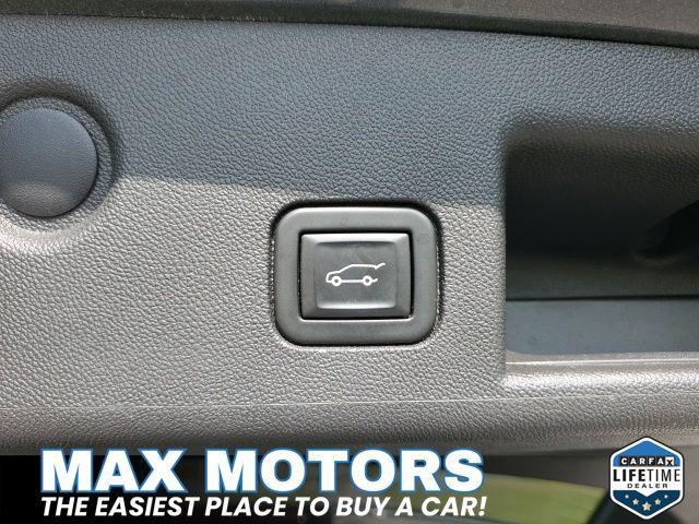 used 2021 Chevrolet Equinox car, priced at $19,640