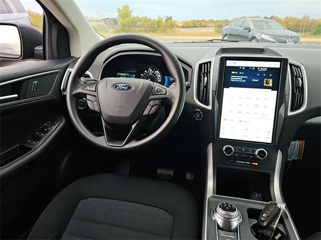 new 2024 Ford Edge car, priced at $40,615