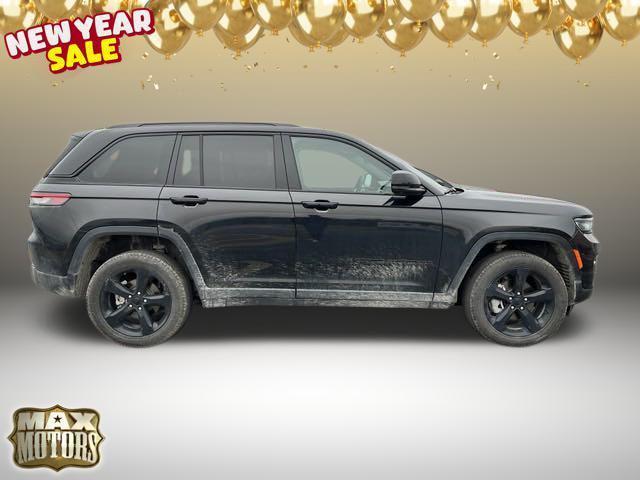 used 2024 Jeep Grand Cherokee car, priced at $41,887