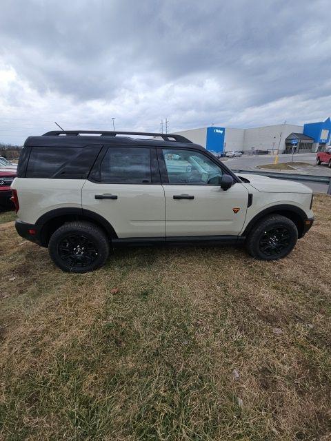 new 2025 Ford Bronco Sport car, priced at $40,124