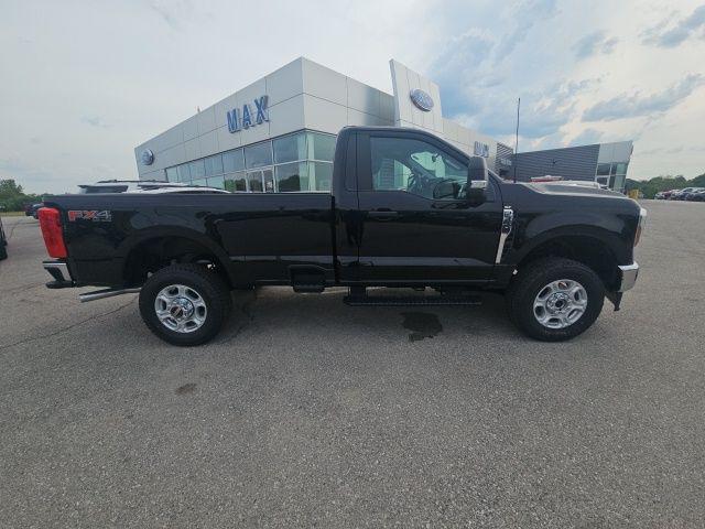 new 2025 Ford F-350 car, priced at $55,076