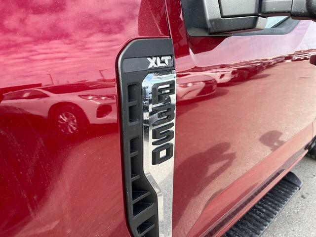 new 2025 Ford F-350 car, priced at $53,324