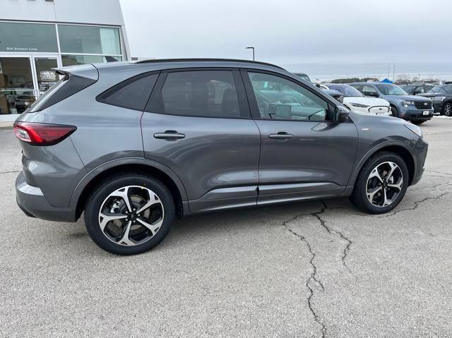 new 2025 Ford Escape car, priced at $39,026