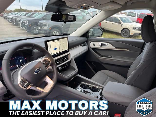 new 2025 Ford Explorer car, priced at $39,422