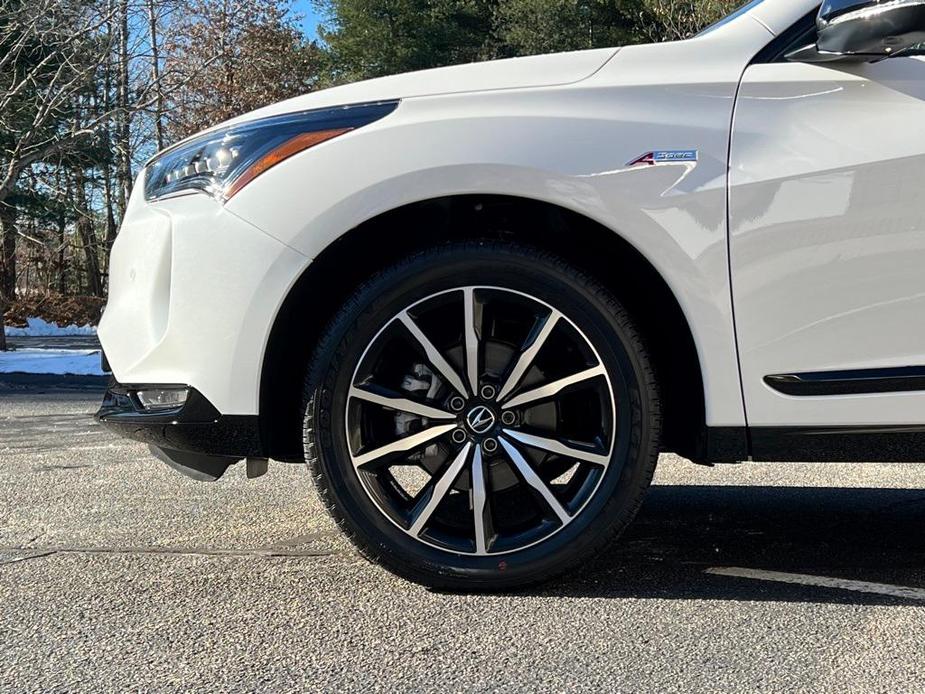 new 2025 Acura RDX car, priced at $56,400