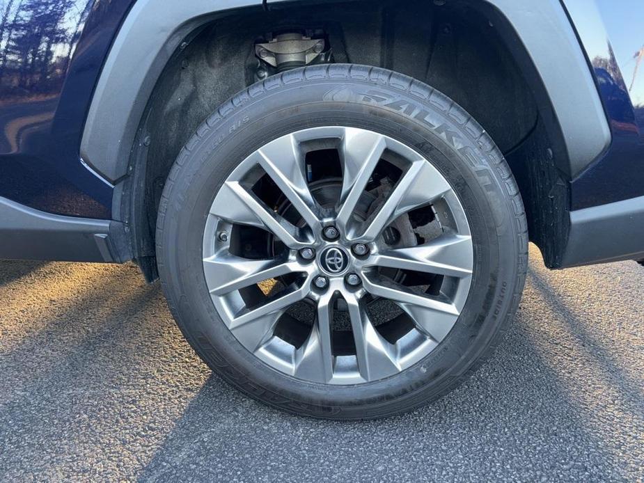 used 2019 Toyota RAV4 car